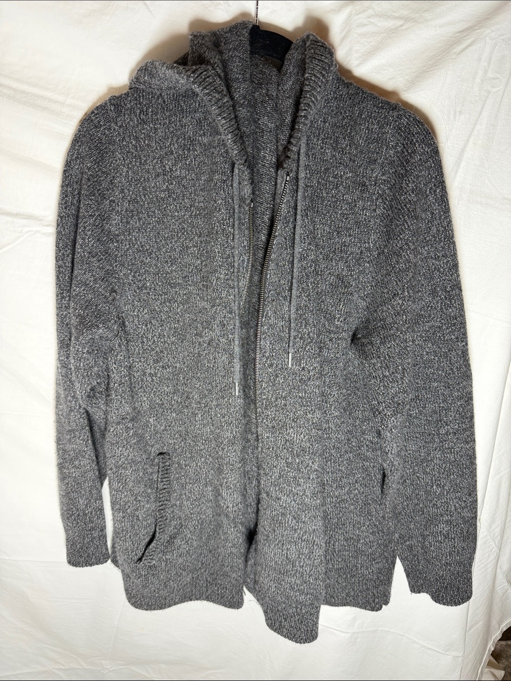 Faherty Men's Gray Hooded Zip Knit Sweater